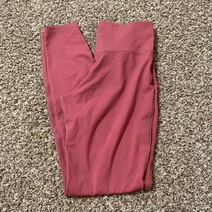 Alphalete pink leggings